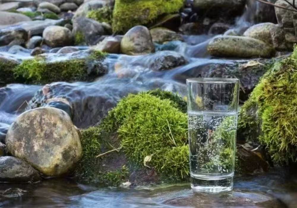 山泉水品牌案例